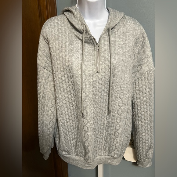 SHEIN Light Gray 3/4 Zipper Hoodie NWOT XL - Picture 1 of 5